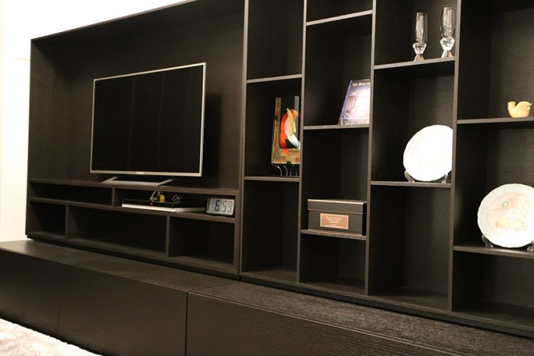 テレビボード ユニット 壁面