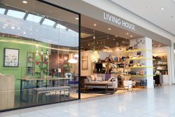 LIVING HOUSE 甲子園店