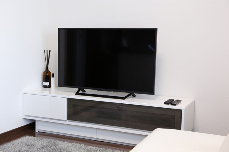 テレビボード ホワイト